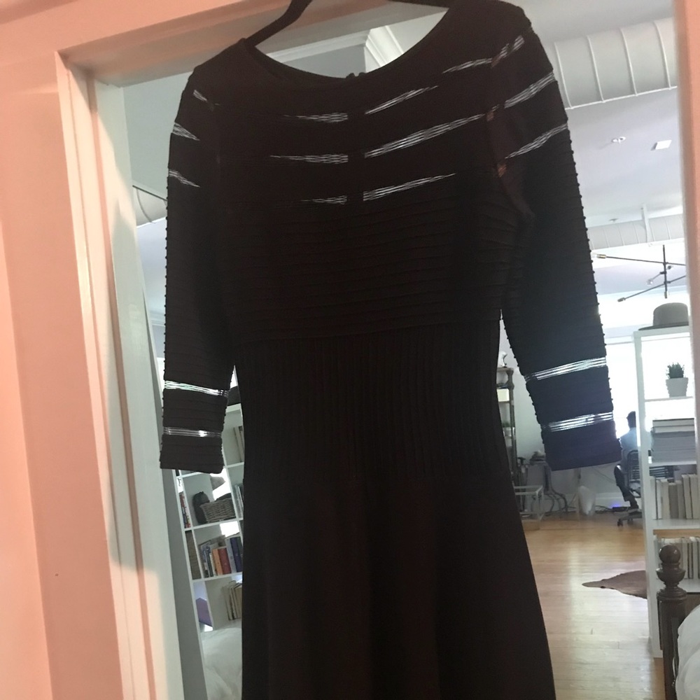 Classic Tadashi Shoji little black dress!